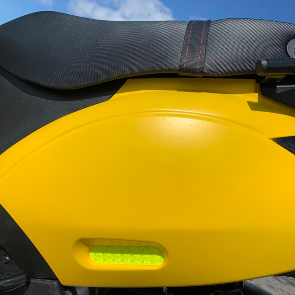 Reflector voor Piaggio Zip in neon Geel